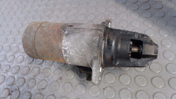Foto: ANLASSER / STARTER eines Nissan Sunny