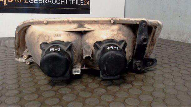 Foto: SCHEINWERFER RECHTS eines Citroen ZX 16V