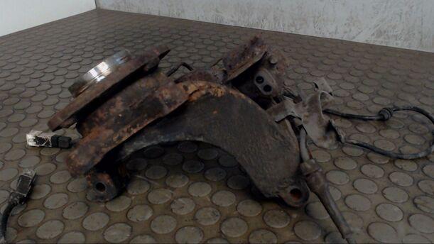 Foto: ACHSSCHENKEL VORN RECHTS eines Citroen ZX 16V