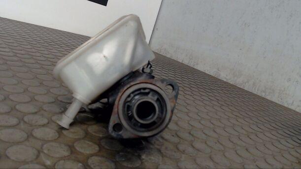 Foto: HAUPTBREMSZYLINDER eines Citroen ZX 16V