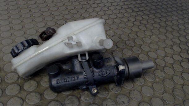Foto: HAUPTBREMSZYLINDER eines Citroen ZX 16V