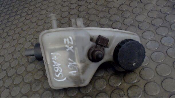 Foto: HAUPTBREMSZYLINDER eines Citroen ZX 16V