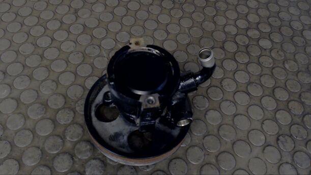 Foto: PUMPE SERVOLENKUNG eines Citroen ZX 16V