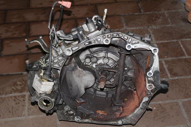 Foto: SCHALTGETRIEBE 5-GANG 20CL46 eines Citroen ZX 16V