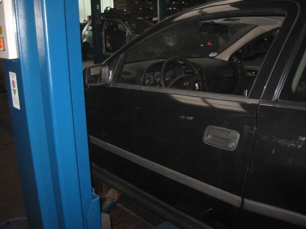 Foto: TÜR VORNE LINKS (2/3-Türer) eines Opel Astra 1.6