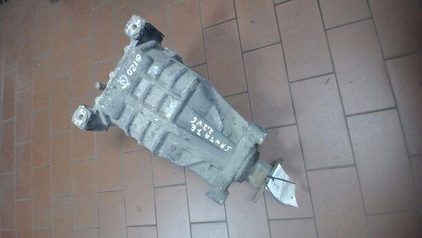 Foto: HINTERACHSGETRIEBE / DIFFERENTIAL eines Hyundai Santa Fe 2.7 V6 4WD