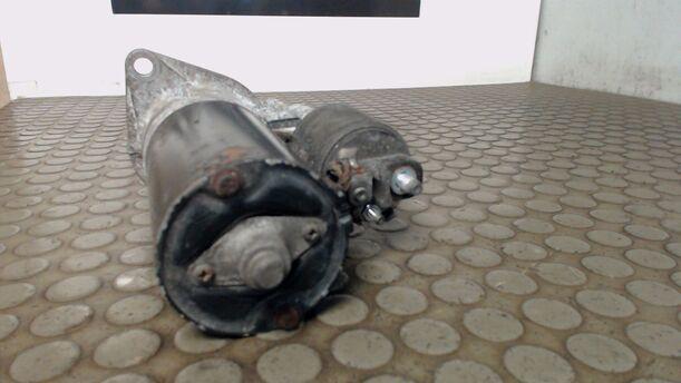 Foto: ANLASSER / STARTER BOSCH eines Saab 900 2.0i
