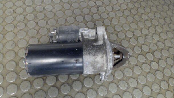 Foto: ANLASSER / STARTER BOSCH eines Saab 900 2.0i