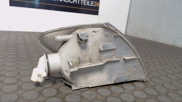 Foto: BLINKER VORN LINKS eines Renault Megane 1.6 Cup