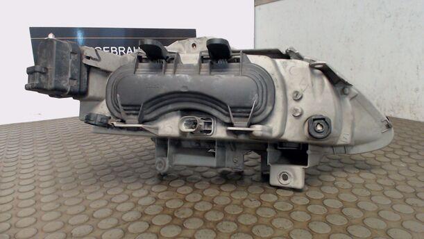 Foto: SCHEINWERFER LINKS eines Renault Espace 3.0 V6 Automatik
