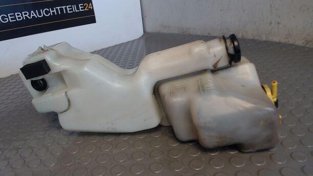 Foto: SCHEIBENWASCHBEHÄLTER MIT AUFFANGBEHÄLTER eines Ford Probe CC