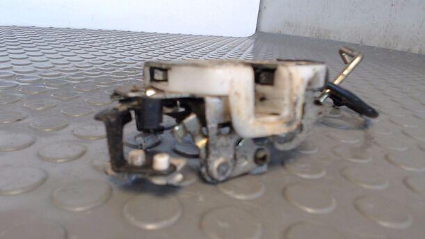 Foto: TÜRSCHLOSS LINKS eines Ford Probe CC