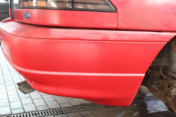 Foto: STOßSTANGE HINTEN eines Ford Probe