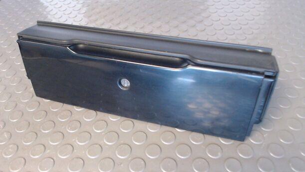 Foto: HECKBLENDE OBEN MITTE eines Ford Probe CC