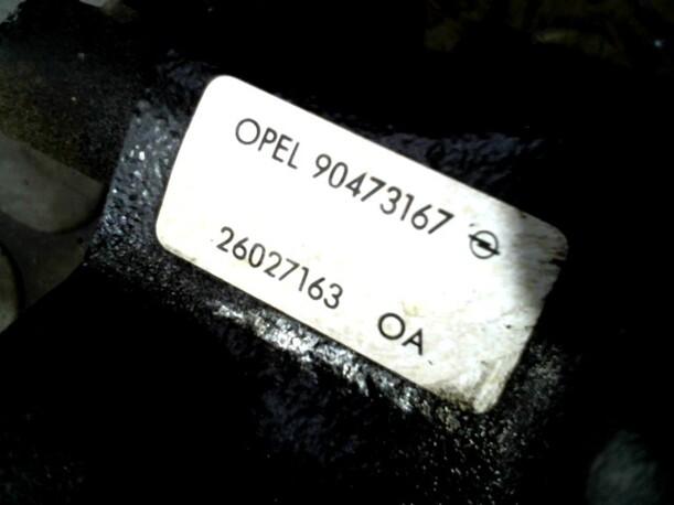 Foto: PUMPE SERVOLENKUNG eines Opel Vectra