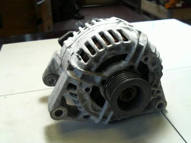 Foto: LICHTMASCHINE eines Opel Omega 2.5 V6