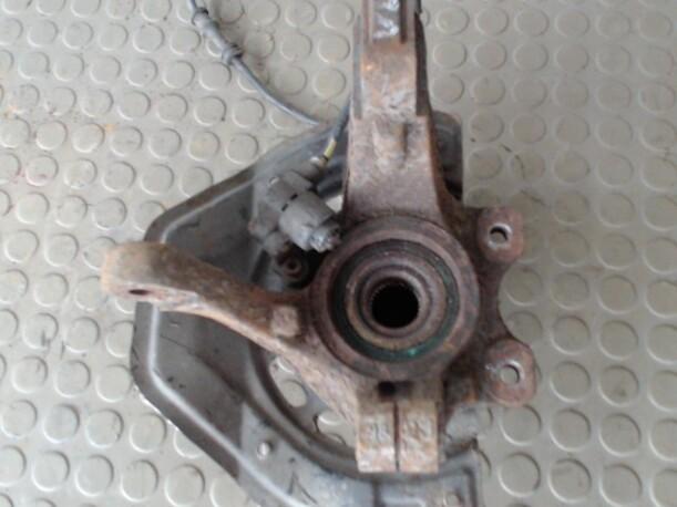 Foto: ACHSSCHENKEL VORN LINKS eines Opel Vectra 2.0 CD