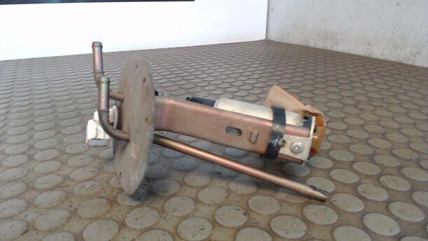 Foto: KRAFTSTOFFPUMPE eines Mazda Xedos 6 2.0i V6