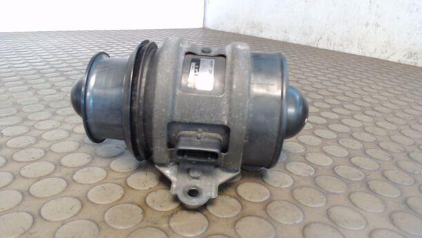 Foto: LUFTMENGENMESSER DENSO eines Mazda Xedos 6 2.0i V6 GL