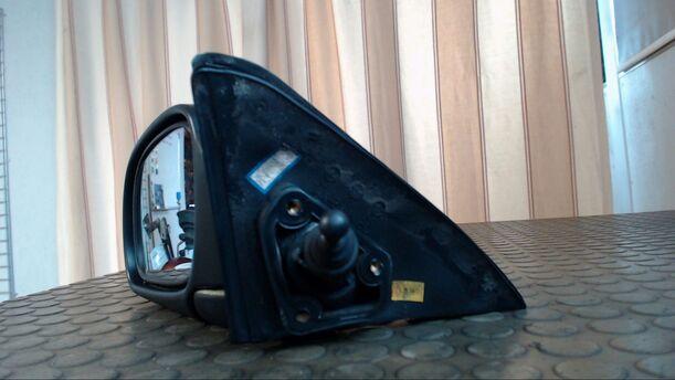 Foto: AUSSENSPIEGEL MECHANISCH LINKS eines Hyundai Accent 1.3i