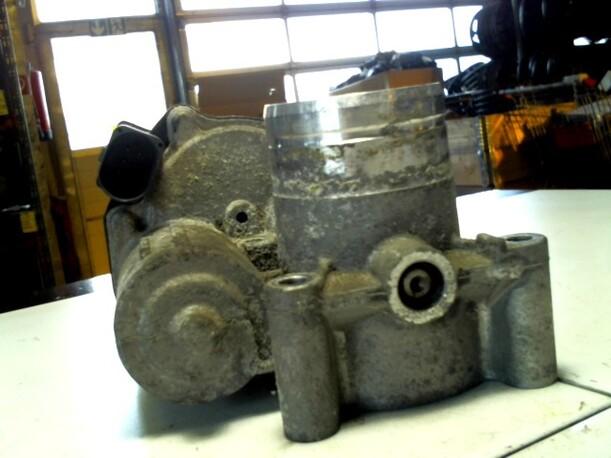 Foto: DROSSELKLAPPE VDO eines VW Fox 1.2