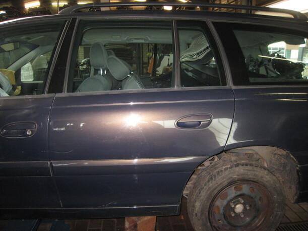 Foto: TÜR HINTEN LINKS eines Opel Omega Caravan 2.2 16 V