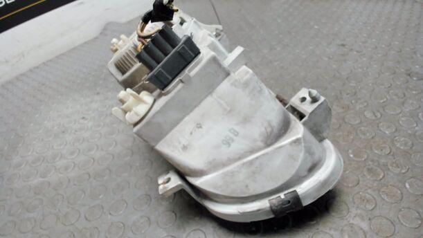 Foto: SCHEINWERFER RECHTS ( VOR FACELIFT ) eines Skoda Felicia Combi 1.6