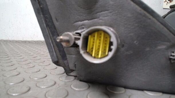 Foto: AUSSENSPIEGEL ELEKTR VERSTELLBAR LINKS eines Renault Laguna Grandtour 3.0 V6