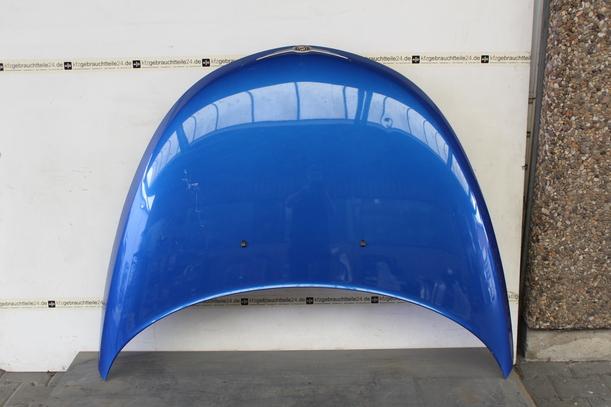 Foto: MOTORHAUBE eines Chrysler PT Cruiser 2.2 CRD