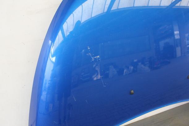 Foto: MOTORHAUBE eines Chrysler PT Cruiser 2.2 CRD