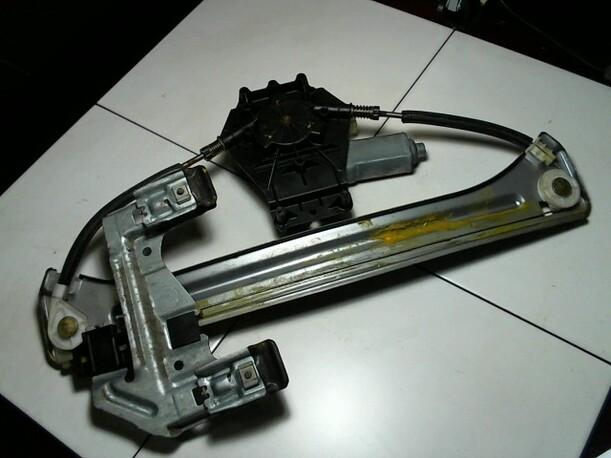 Foto: FENSTERHEBER ELEKTR. HINTEN LINKS eines Chrysler PT Cruiser 2.2 CRD