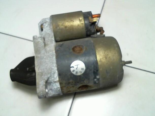 Foto: ANLASSER / STARTER eines Mazda 323 F 1.5