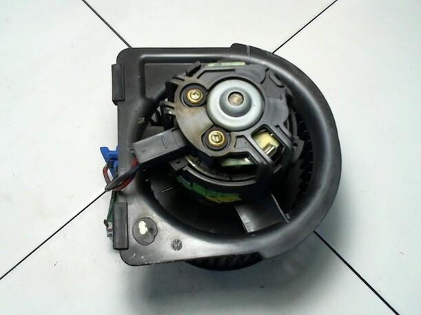 Foto: HEIZUNGSGEBLÄSE eines Opel Vectra 1.6