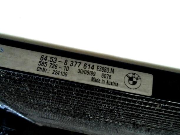 Foto: KONDENSATOR KLIMAANLAGE eines BMW 323 Ci