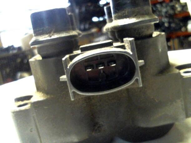 Foto: ZÜNDSPULE eines Ford Escort 16V
