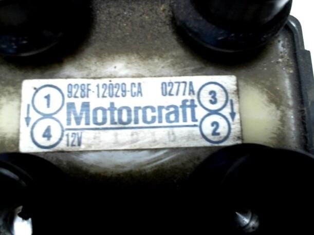 Foto: ZÜNDSPULE eines Ford Escort 16V