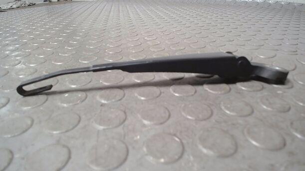 Foto: SCHEIBENWISCHERARM HINTEN eines VW Polo 50