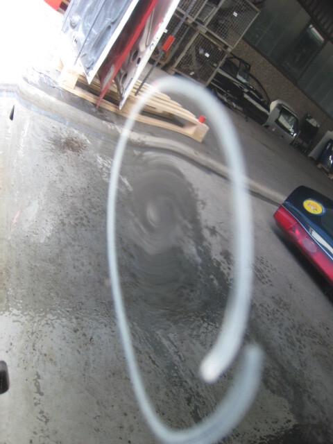 Foto: MOTORHAUBE eines Ford Focus