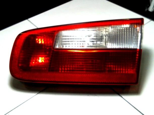 Foto: RÜCKLEUCHTE INNEN RECHTS eines Renault Laguna 1.8