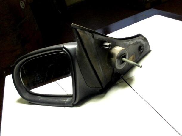 Foto: AUSSENSPIEGEL LINKS MECH. VERSTELLBAR eines Opel Corsa