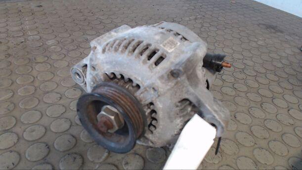 Foto: LICHTMASCHINE eines Honda Civic 1.3