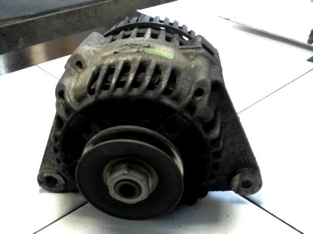Foto: LICHTMASCHINE VALEO eines Peugeot 306 GLX