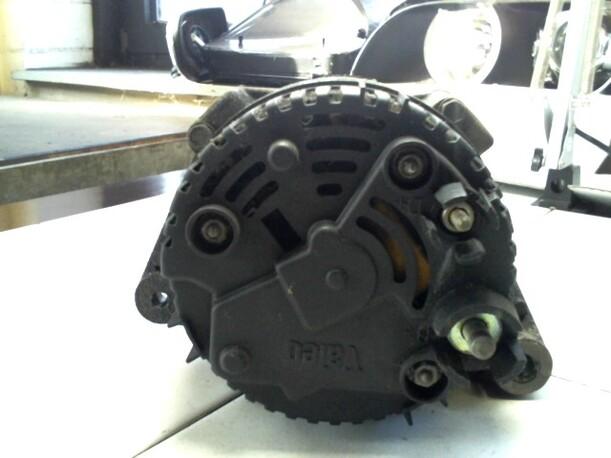 Foto: LICHTMASCHINE VALEO eines Peugeot 306 GLX