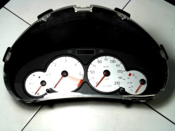 Foto: TACHOEINHEIT eines Peugeot 206 HDi eco 70