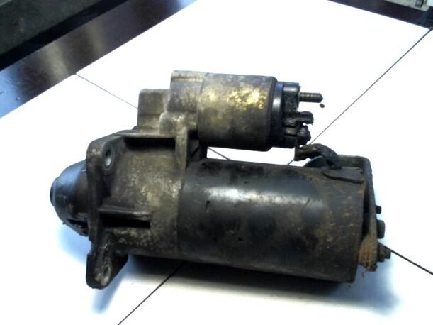 Foto: ANLASSER / STARTER BOSCH eines Ford Scorpio Turnier