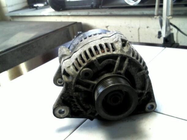Foto: LICHTMASCHINE eines Ford Scorpio Turnier