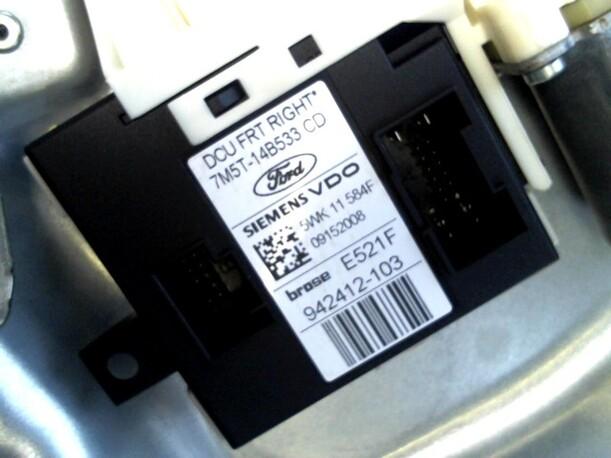 Foto: FENSTERHEBER ELEKTR. VORN RECHTS (4/5-TÜRER) eines Ford Focus Turnier 1.6 TDCi DPF