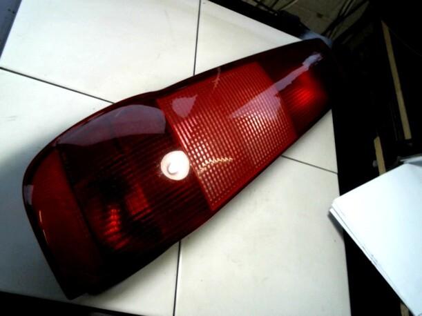 Foto: HECKLEUCHTE LINKS eines Fiat Punto 55