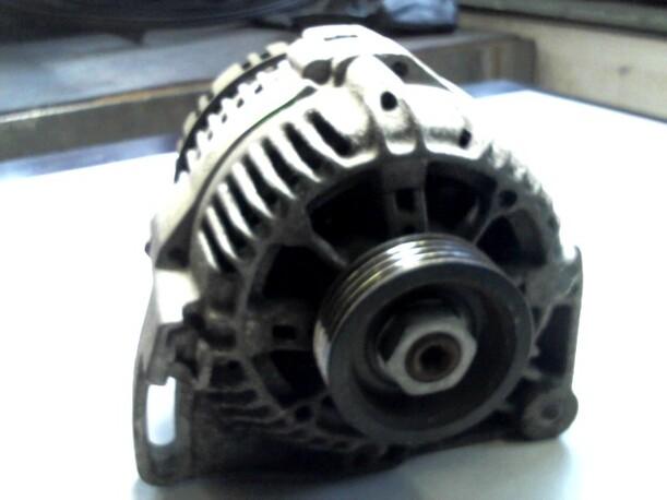 Foto: LICHTMASCHINE eines Renault Twingo 1.2
