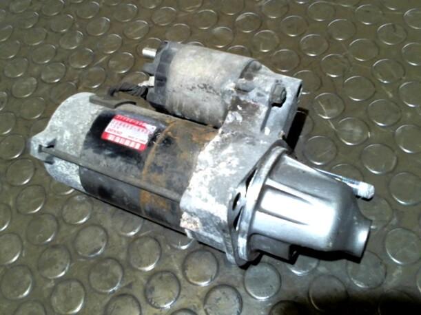 Foto: ANLASSER / STARTER DENSO eines Suzuki Liana Kombi 1.6 Club